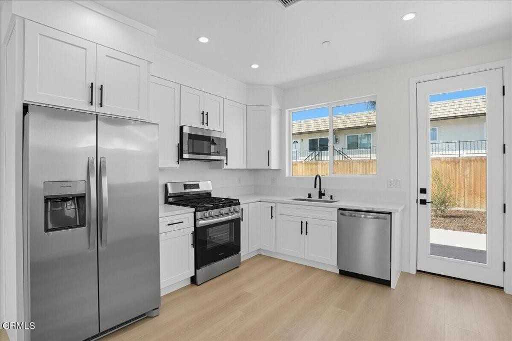 1905 E Ocean Ave #1905 - Photo 7 of 14