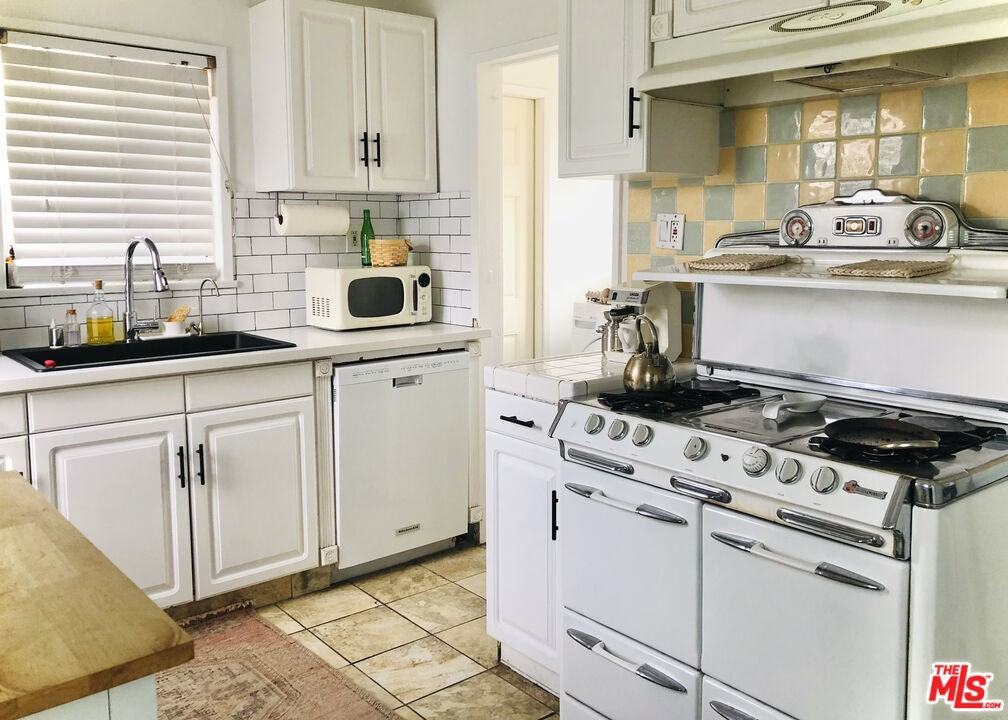 459 N Bandini St #459 - Photo 2 of 25