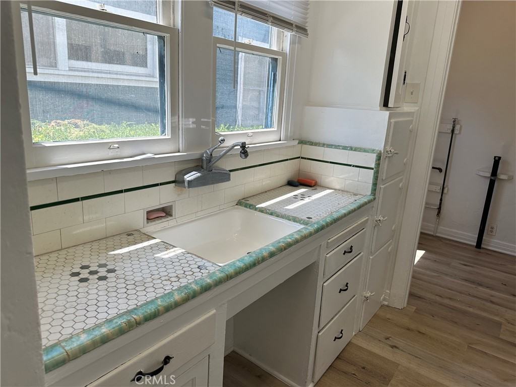 529 W 22nd St #529 - Photo 2 of 12