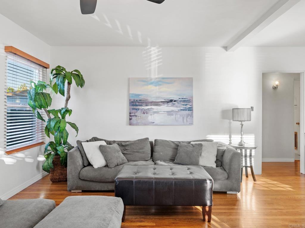 367 Hedge Way #367 - Photo 2 of 21