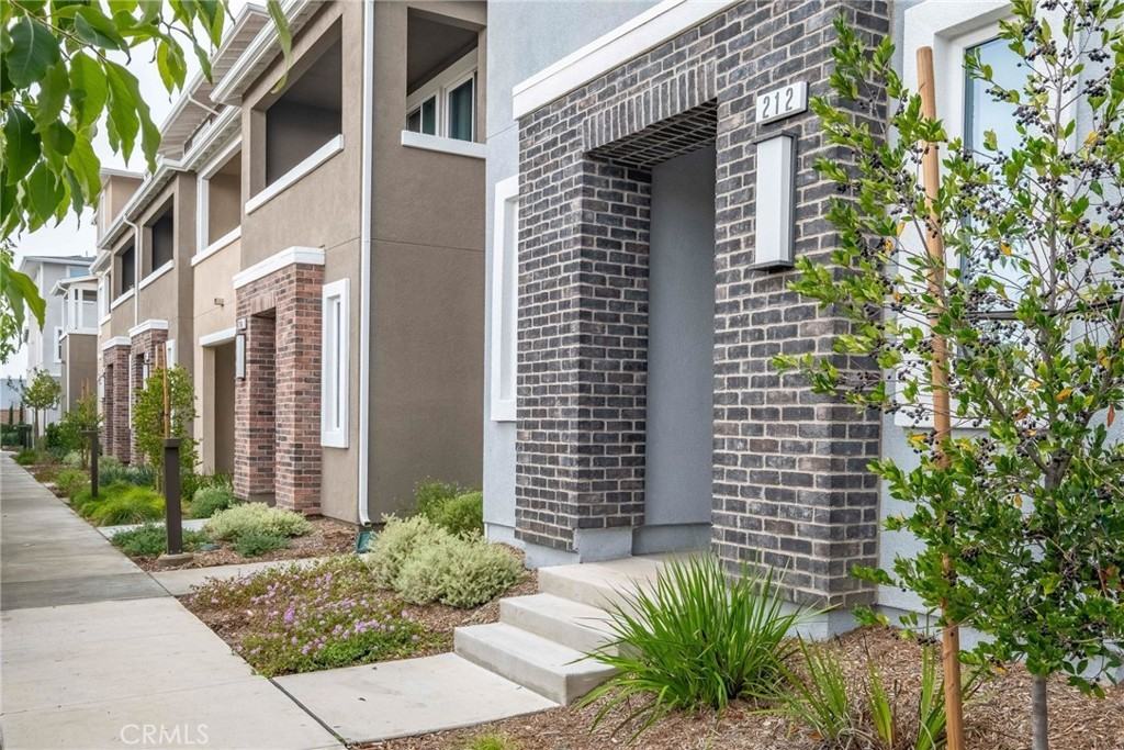 212 Farley Ln #212 - Photo 6 of 50