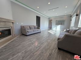 featured image of 10006 Samoa Ave #10006