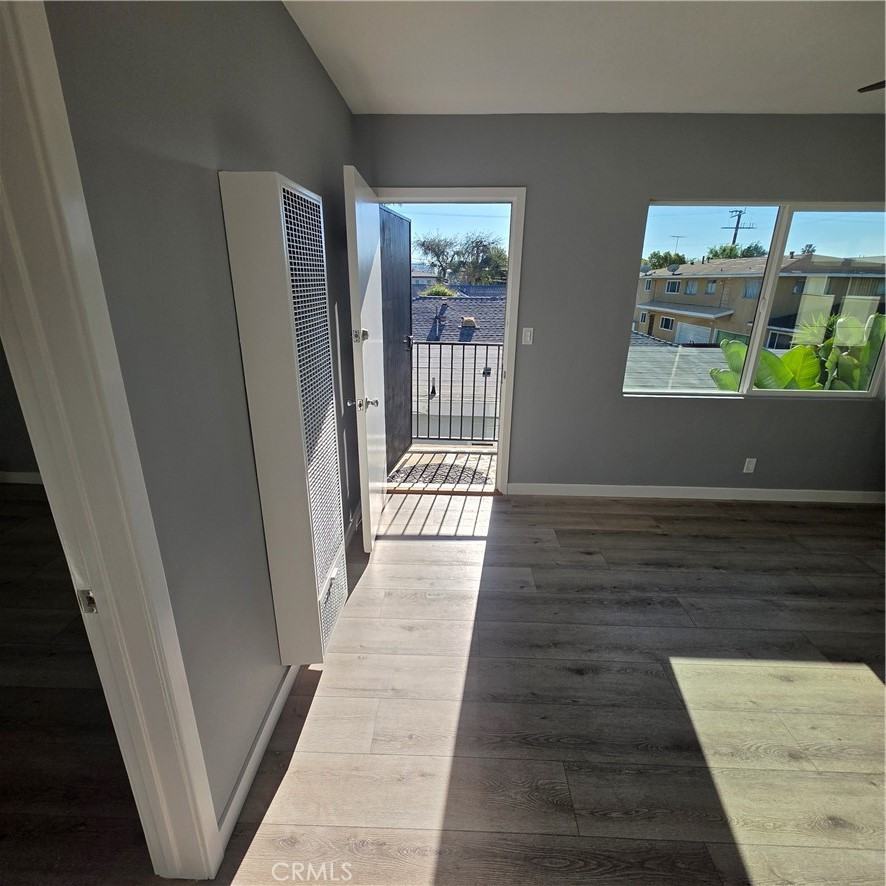 809 Victor Ave #809-5 - Photo 4 of 31