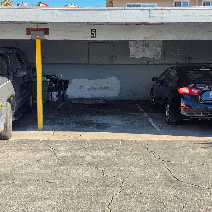 809 Victor Ave #809-5 - Photo 6 of 31