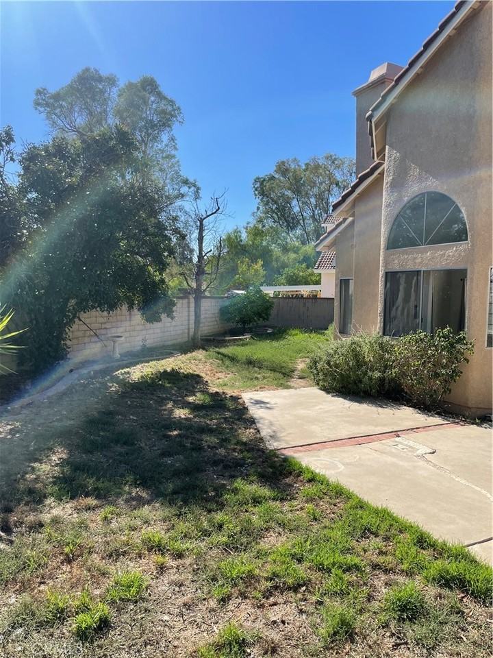 13592 Crescent Hill Dr #13592 - Photo 3 of 19