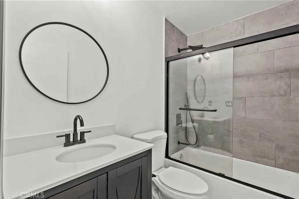 12867 Norris Ave #12867 - Photo 4 of 11