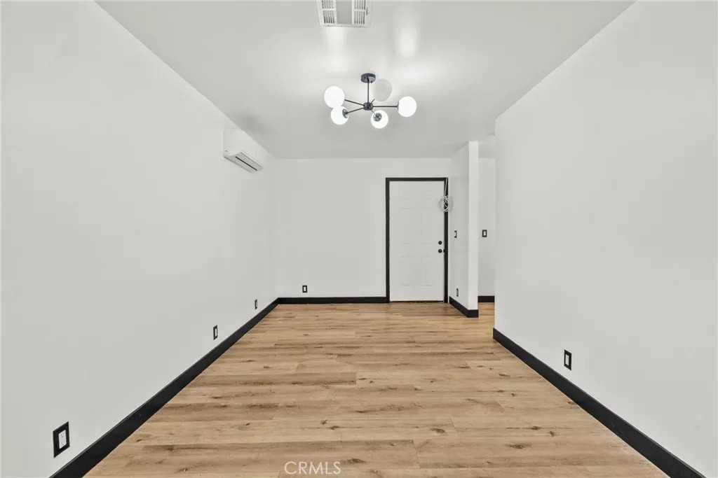 12867 Norris Ave #12867 - Photo 5 of 11