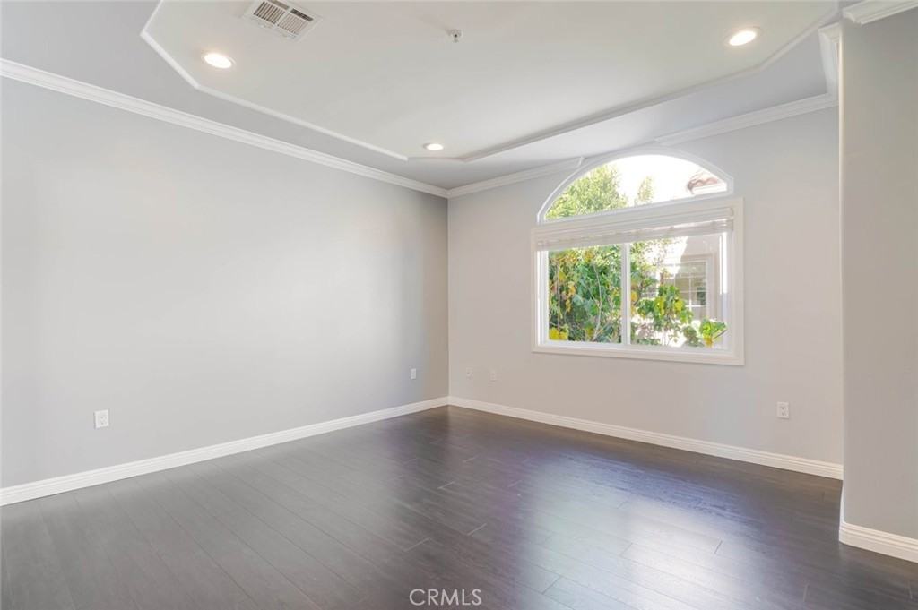 711 E Angeleno Ave #711-102 - Photo 2 of 30