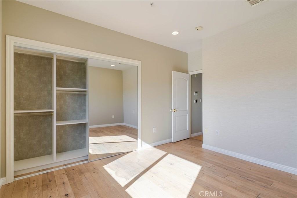 711 E Angeleno Ave #711-102 - Photo 4 of 30