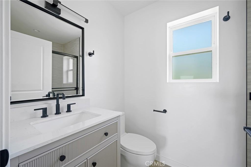 842 E Cypress Ave #842 - Photo 2 of 15