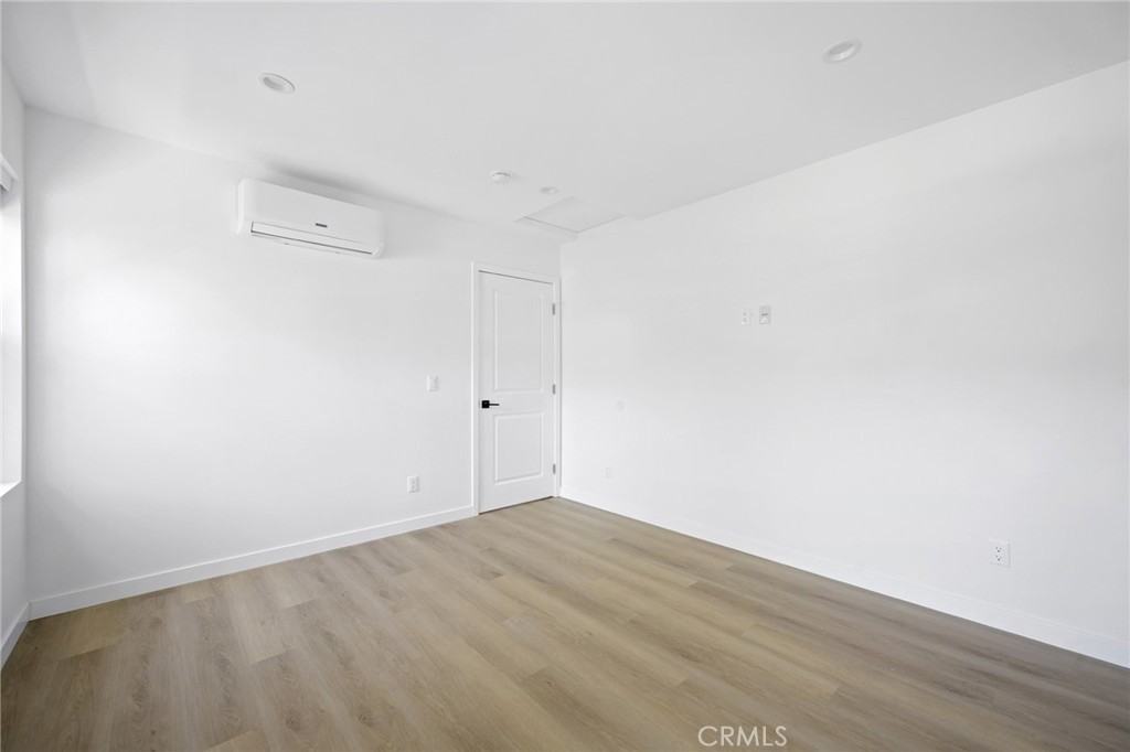 842 E Cypress Ave #842 - Photo 3 of 15