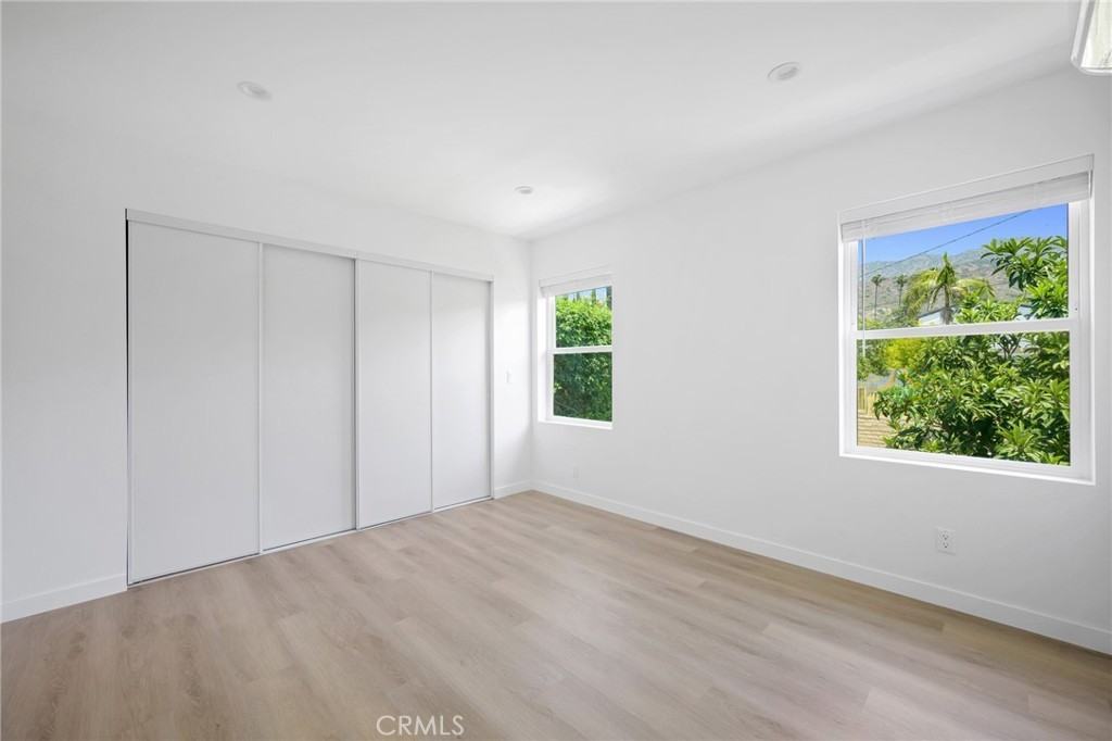 842 E Cypress Ave #842 - Photo 4 of 15