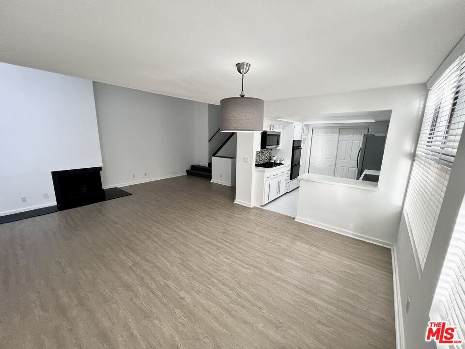 1610 Camden Ave #1610E5 - Photo 5 of 10