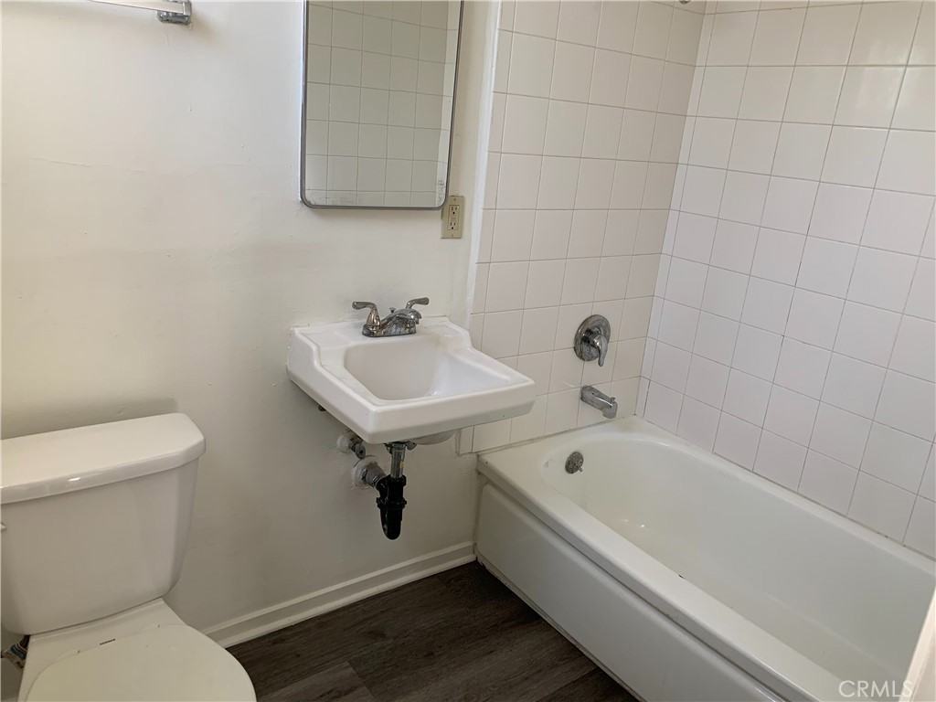 404 5th Avenue Ct #404C - Photo 7 of 9