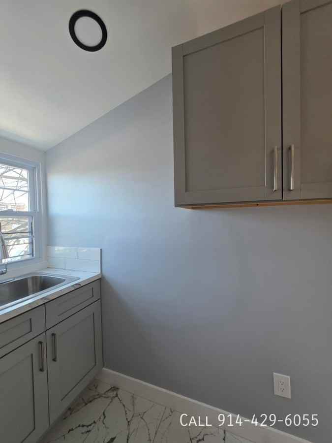 16 Sherwood Ave - Photo 3 of 12