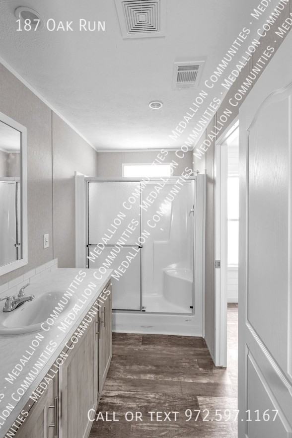 187 Oak Run - Photo 6 of 7