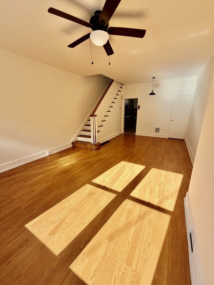 1825 Dudley St - Photo 5 of 24