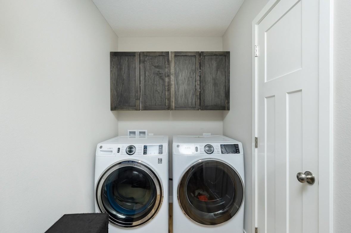 1225 Cedar St - Photo 4 of 22