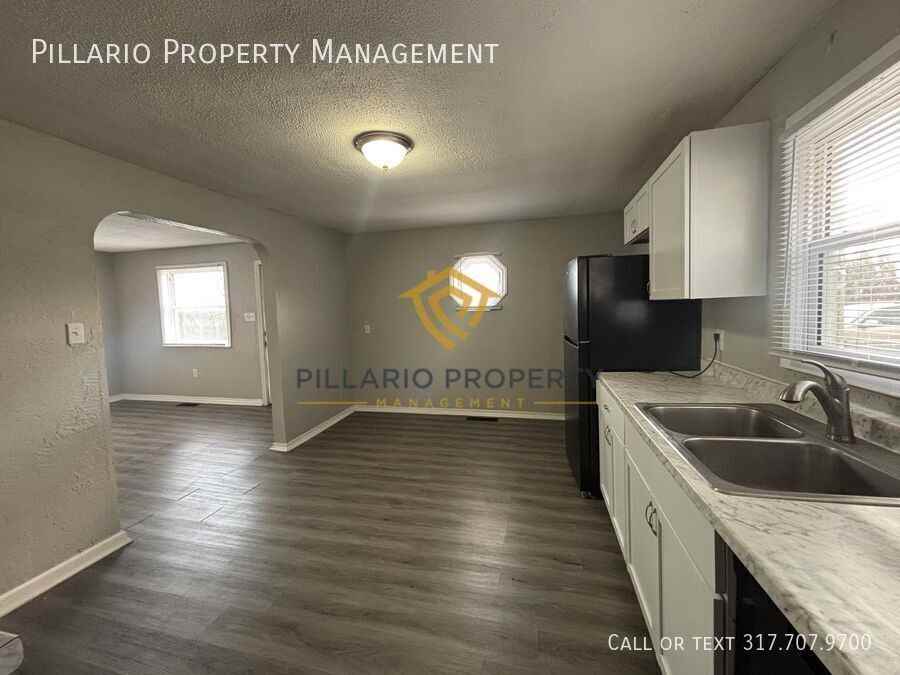 2204 W 30th St - Photo 4 of 10