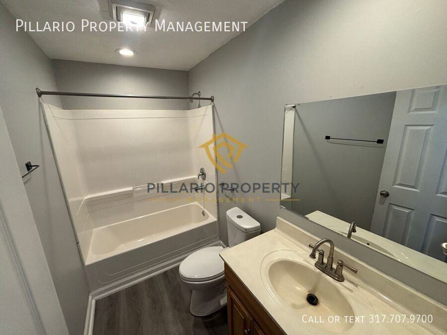 2204 W 30th St - Photo 5 of 10