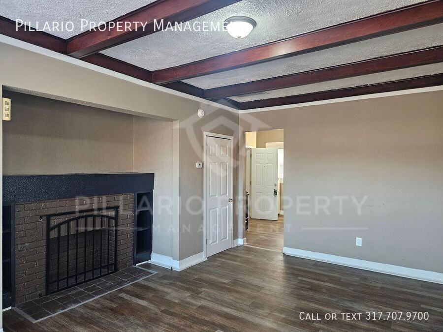 633 E 38th St #4 - Photo 2 of 23