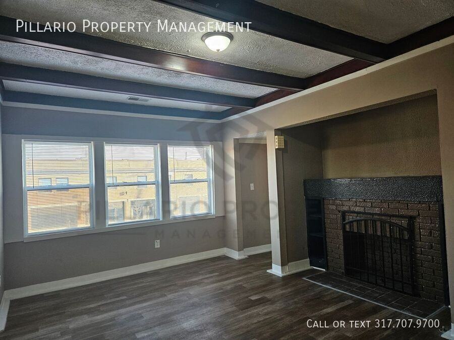 633 E 38th St #4 - Photo 3 of 23