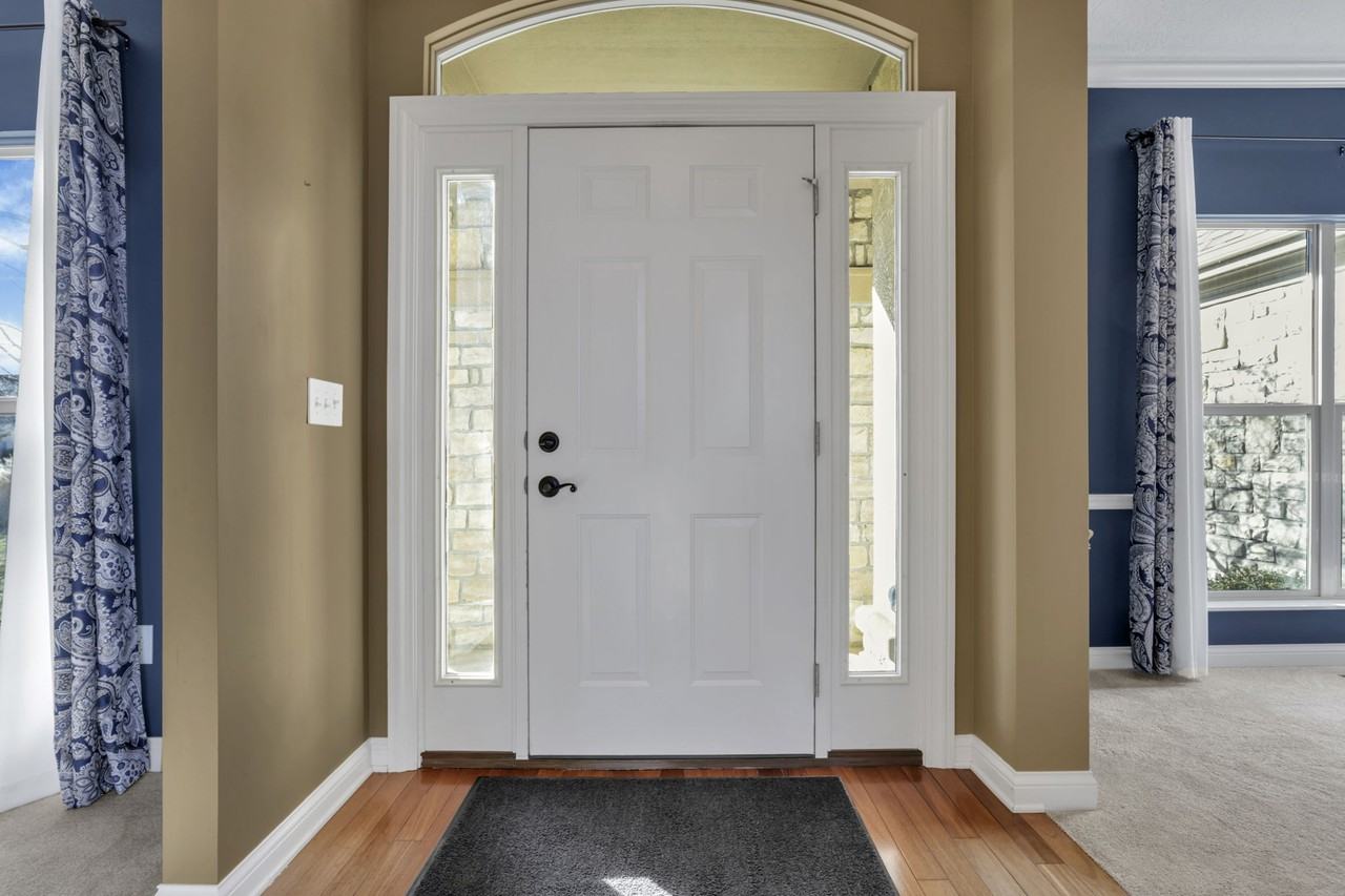 8006 Caraway Ave - Photo 4 of 50