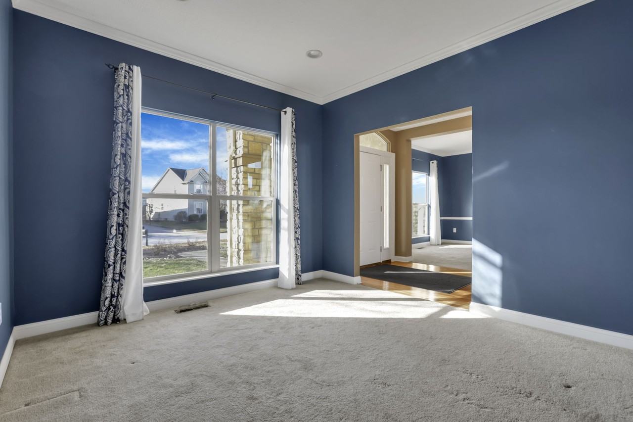 8006 Caraway Ave - Photo 7 of 50