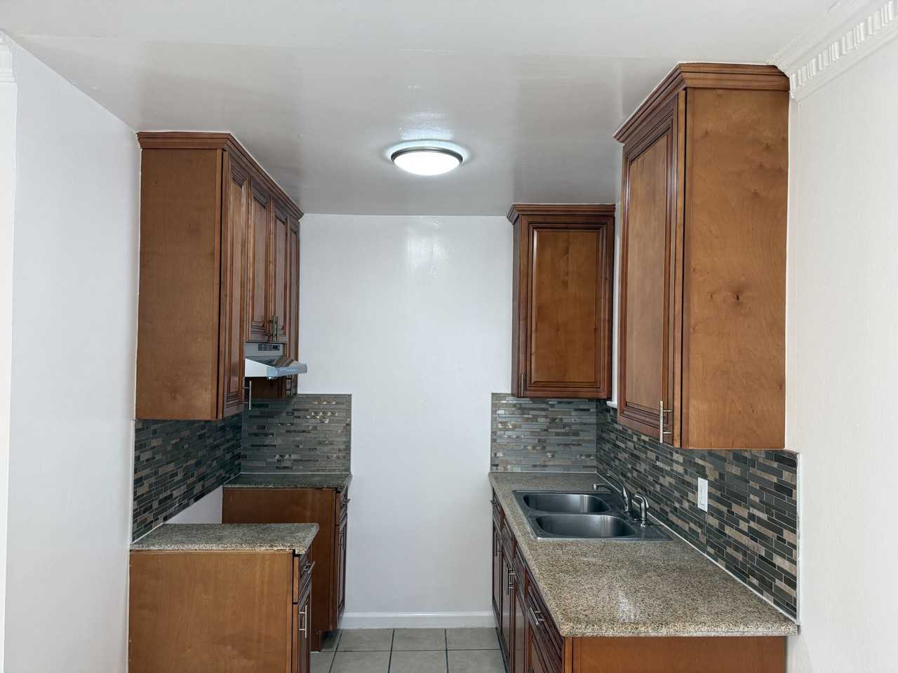 448 S Catalina St #02 - Photo 4 of 14