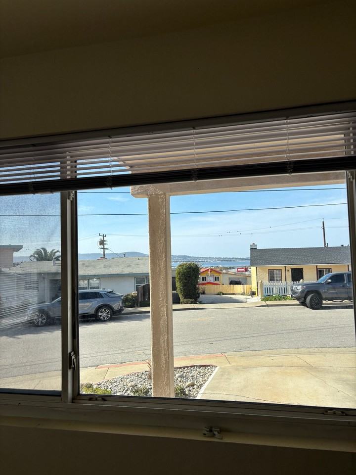 1255 Circle Avenue - Photo 3 of 14