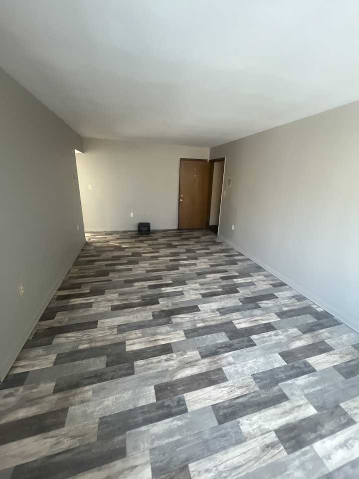 9130 Whittier - Photo 5 of 10