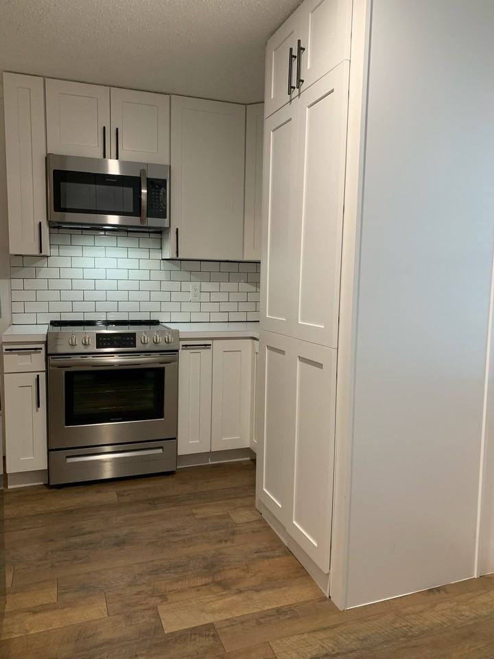 821 2nd Street North - Photo 3 of 22