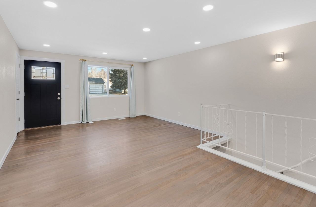 3919 Tennyson Ave #1 - Photo 7 of 41