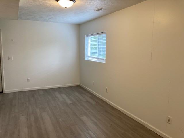 406 Yund St #3 - Photo 2 of 9