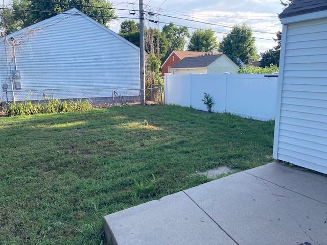 118 Ringland Rd #1 - Photo 3 of 16