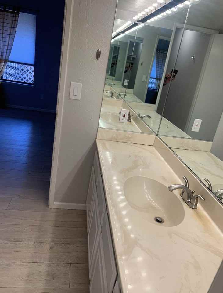 3095 Lakeside Drive,Unit 107 Reno, NV 89509 - Photo 5 of 11