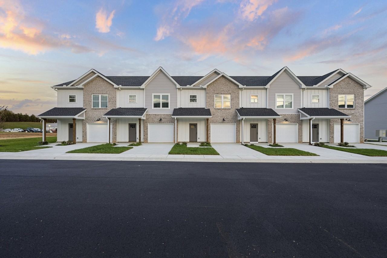 2624 South Main Street - Photo 2 of 50