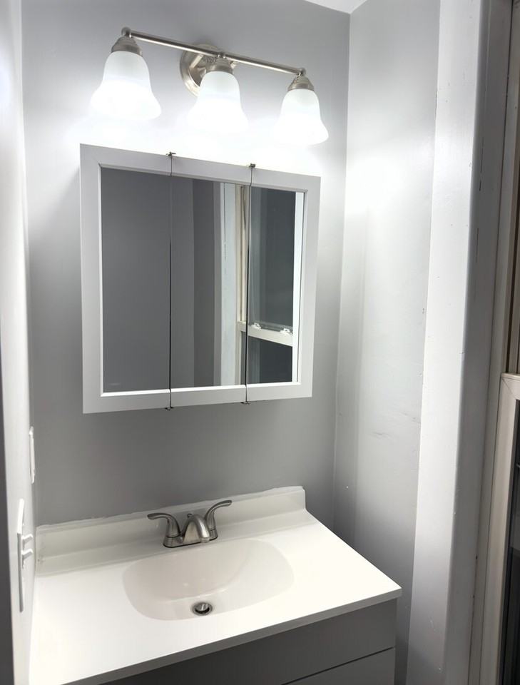 135 Winthrop St. - Photo 7 of 18