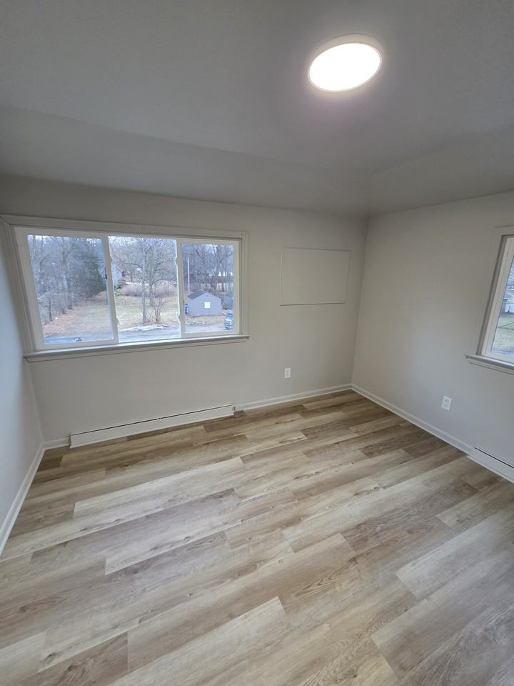 834 North Leroy Street - Photo 3 of 8