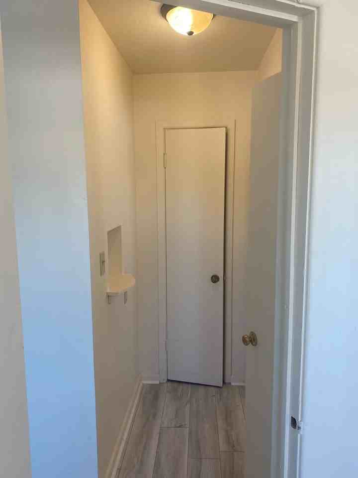 321 W NEWHALL AVE - Photo 7 of 8