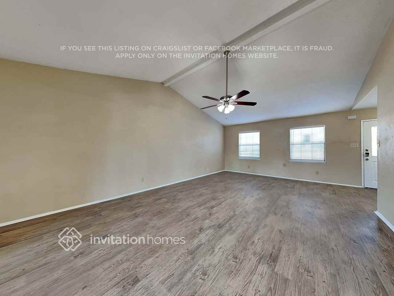 419 Timberbend Trl - Photo 3 of 17