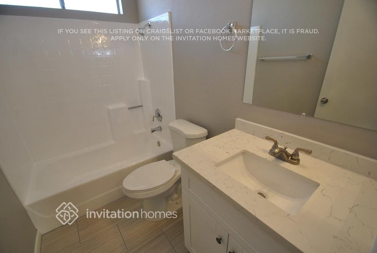 40226 Donomore Ct - Photo 7 of 10