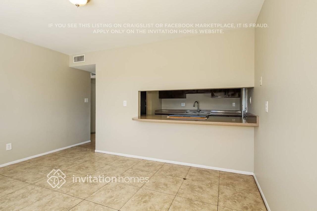 5414 W Wilshire Dr - Photo 6 of 17