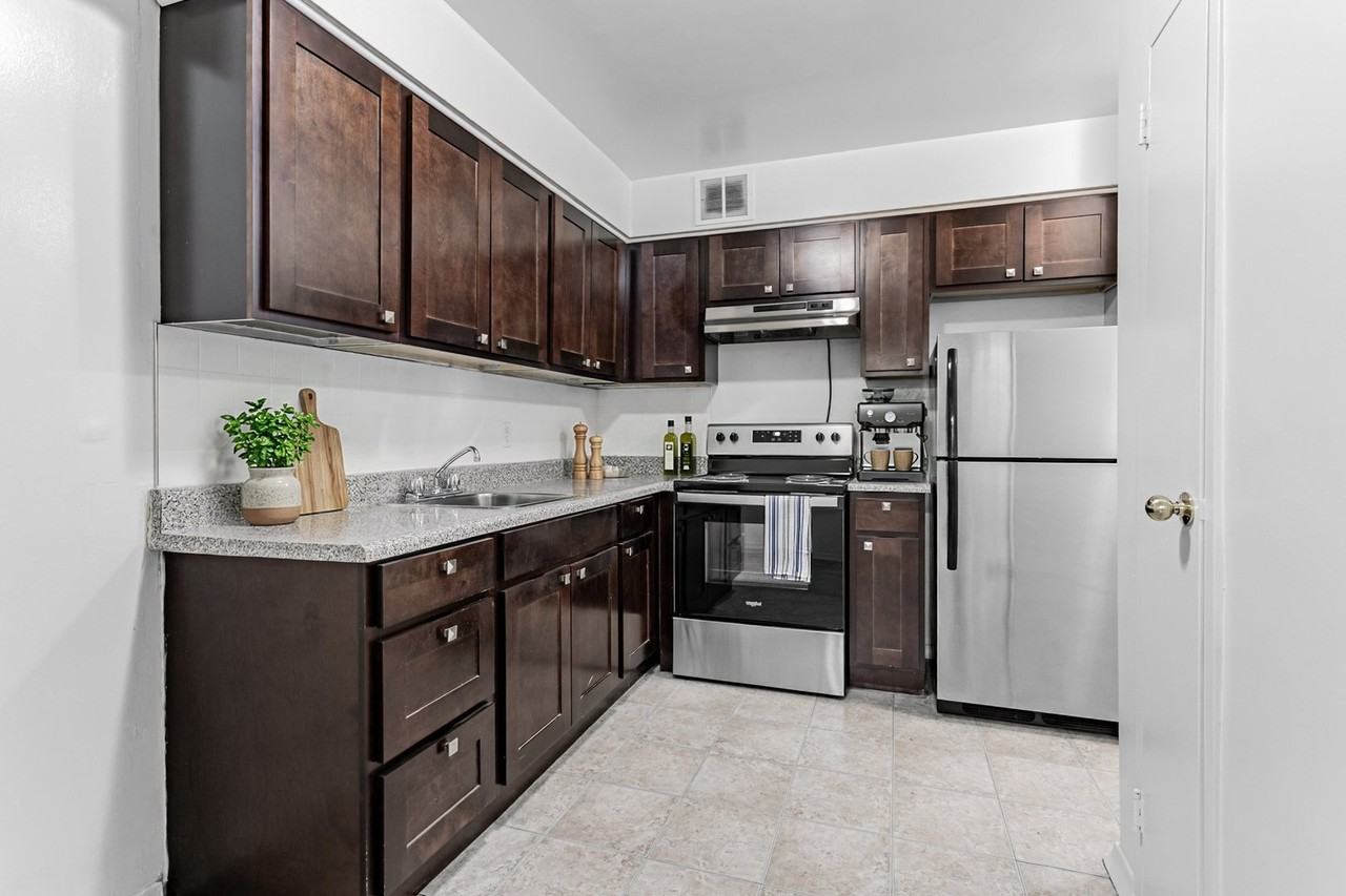 345 Dixon Rd - Photo 7 of 11