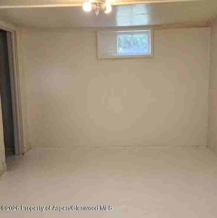 838 Breeze St - Photo 6 of 6