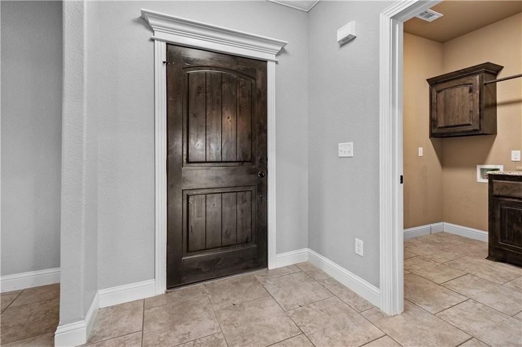 4301 Sw Beech Ln - Photo 5 of 29