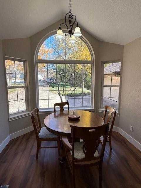 3765 Atlanta Pl - Photo 6 of 29