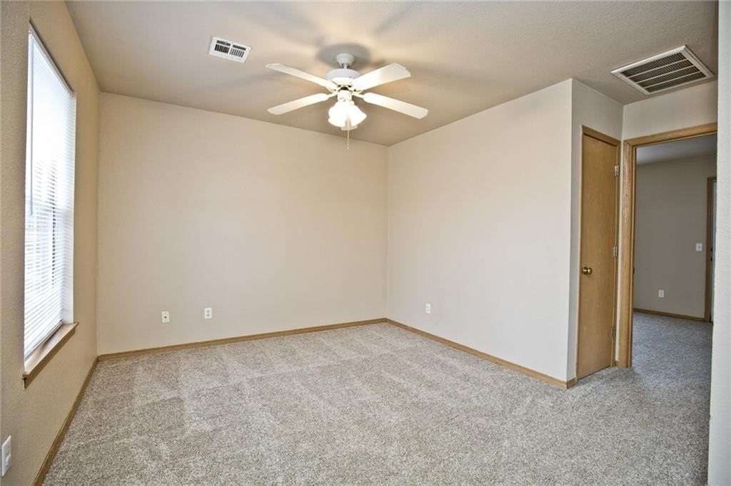 502  SE A  ST Unit #3 #3 - Photo 3 of 10