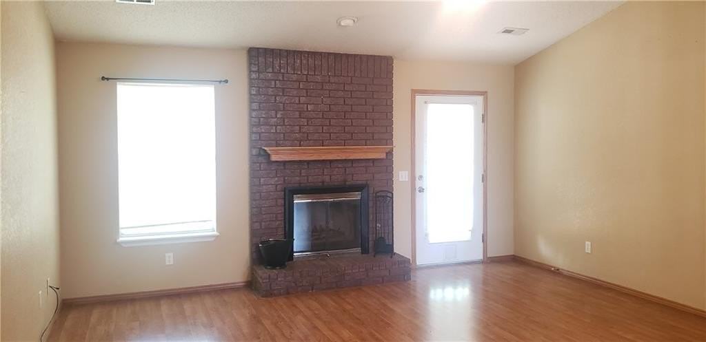 1301 Se 21st St - Photo 4 of 8