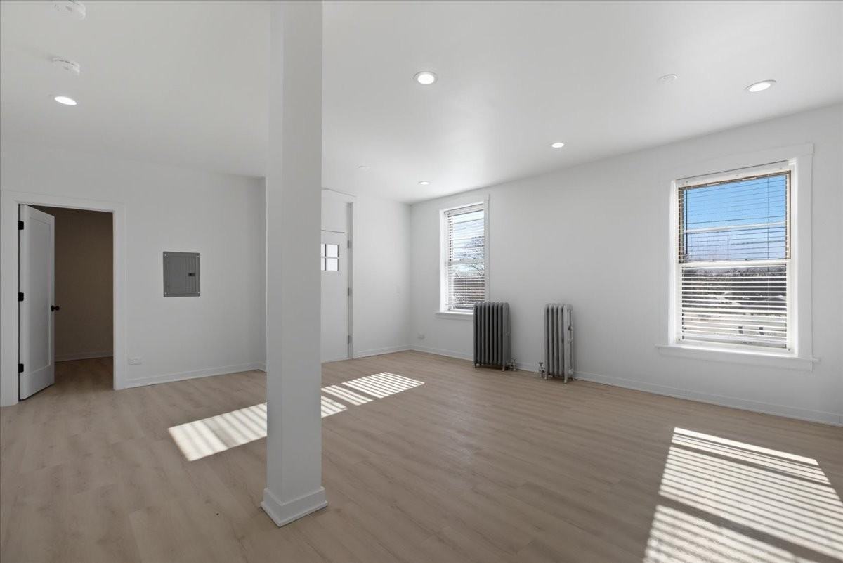 6977 N Bell Ave #2 - Photo 3 of 11